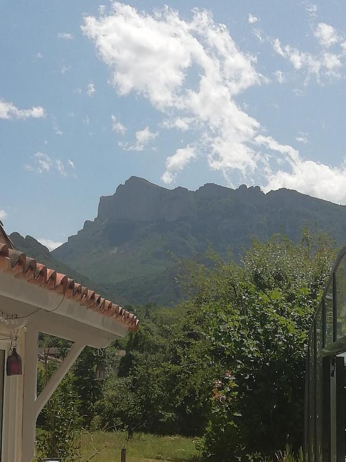 Chambre Familiale "Le Pecher" Saillans  Dış mekan fotoğraf