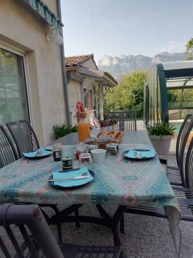 Chambre Familiale "Le Pecher" Saillans  Dış mekan fotoğraf